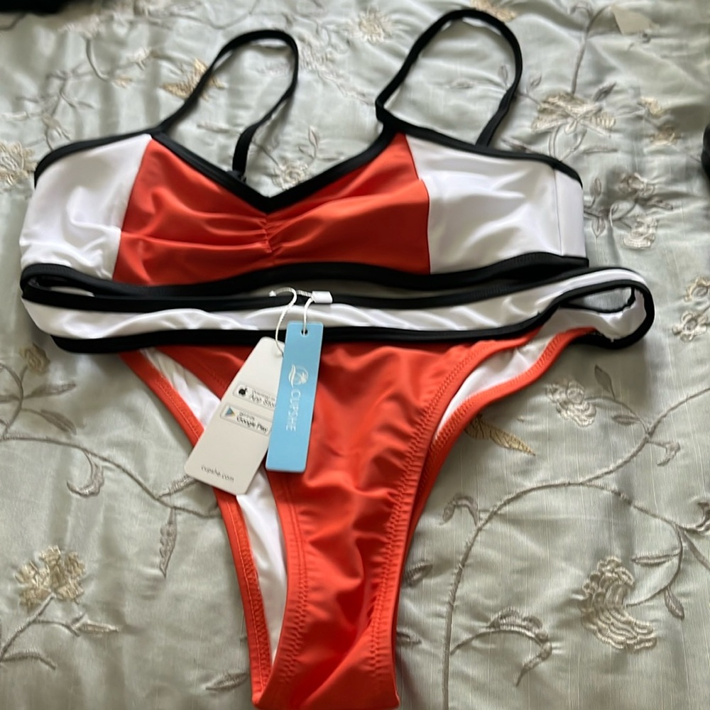 Cupshe nwt bikini